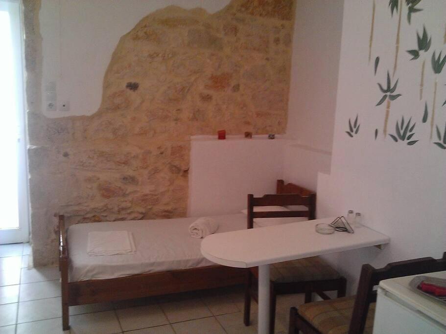 Studio 10 Minutes From The Center Of Heraklion. 아파트 외부 사진