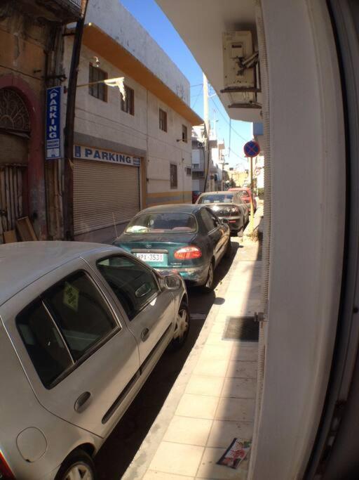 Studio 10 Minutes From The Center Of Heraklion. 아파트 외부 사진